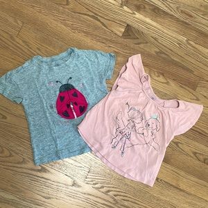 GAP bundle of 2 tee-shirts. Size 2 years